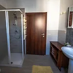 דירה The Coastal Urban Oasis