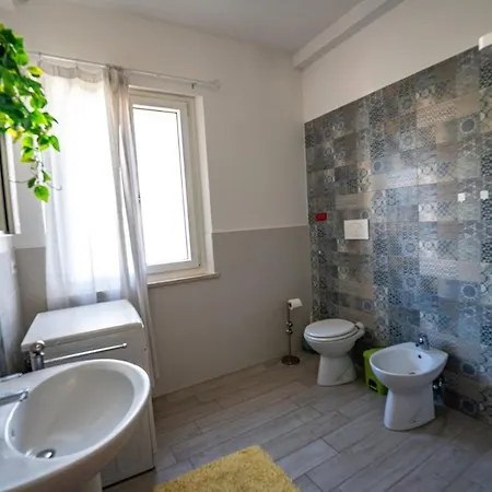 The Coastal Urban Oasis * تْشيفيتانوفا ماركي